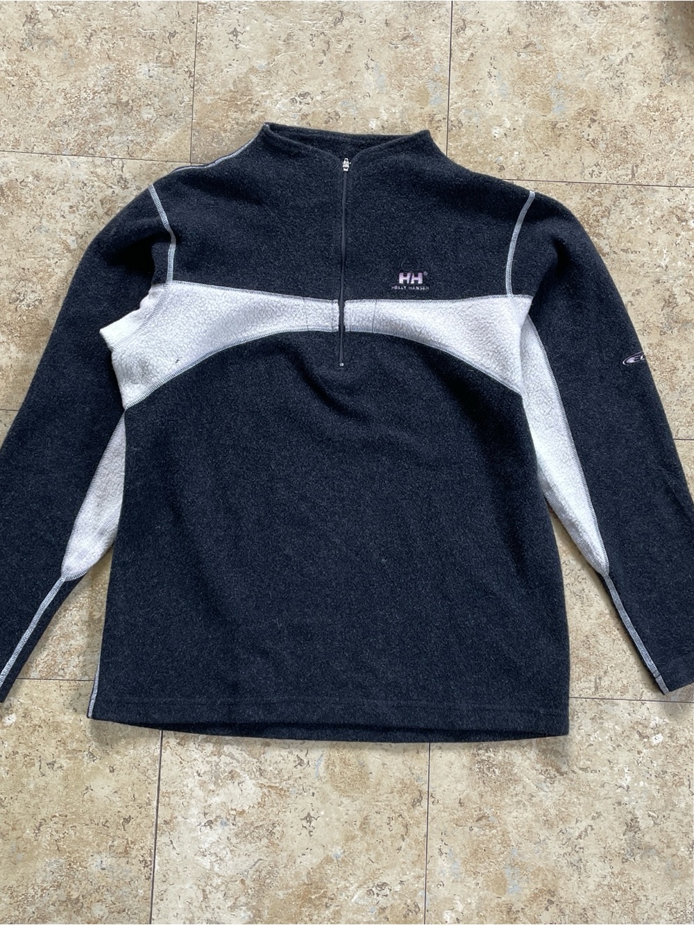 Vintage 2000s Helly Hansen wool blend pullover mid layer